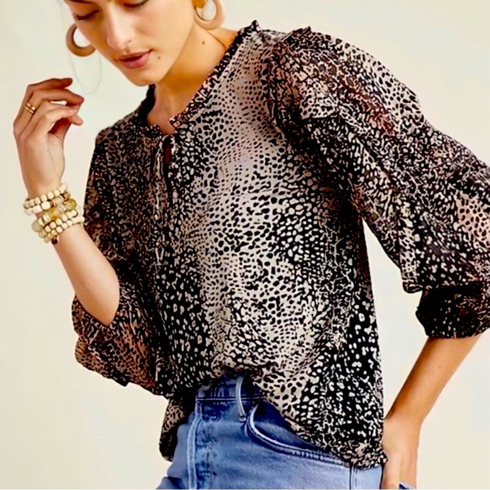 MAEVE ANTHROPOLOGIE JACQUIN PEASANT Animal Print shimmer Viscose BLOUSE Size S.